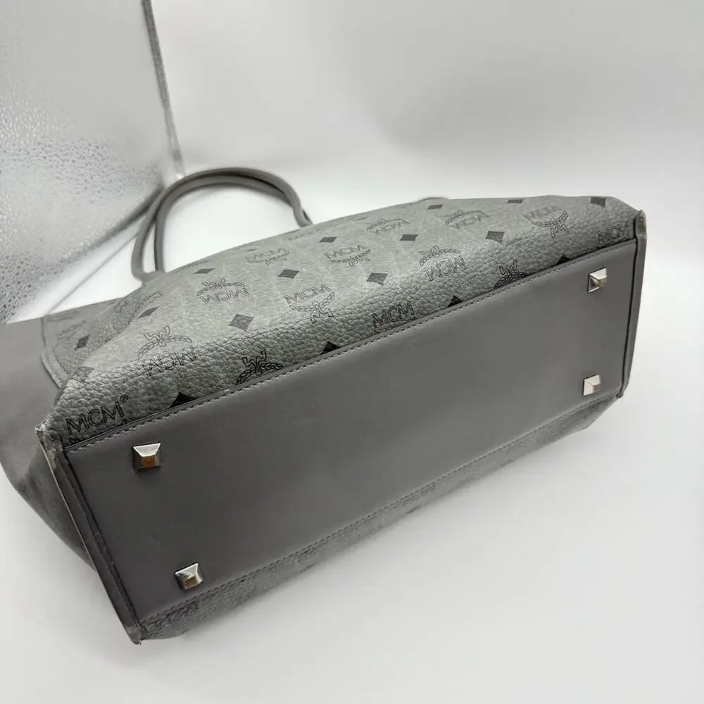 MCM Monogram Visetos Top Zip Shopper Tote Grey - Picture 6 of 16